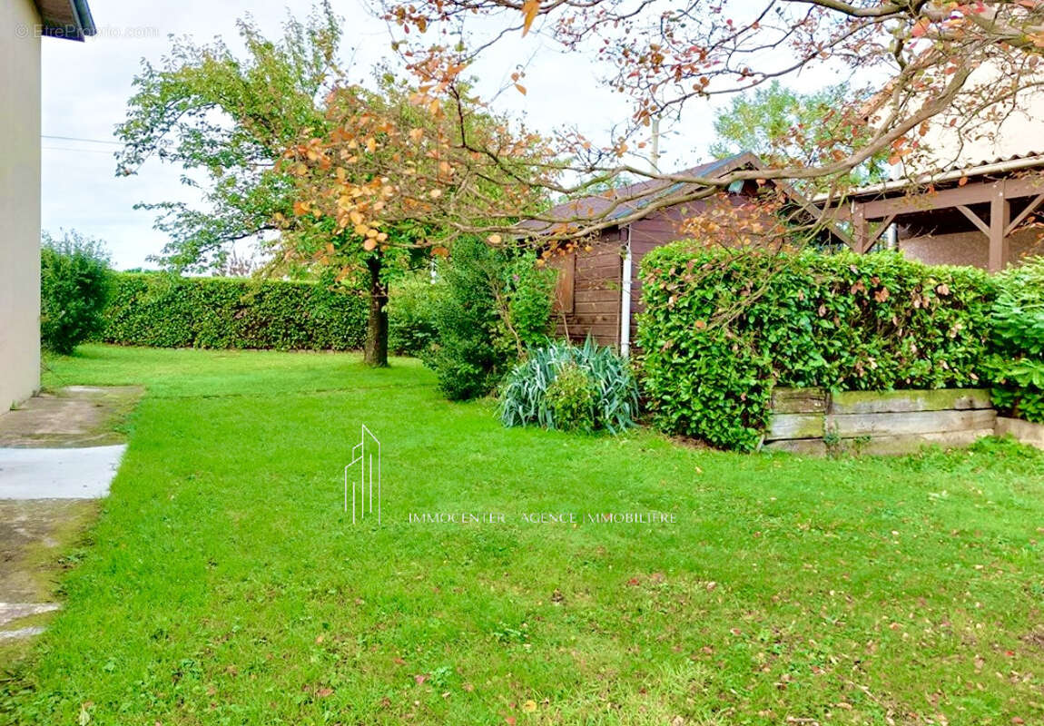 Maison à COMMUNAY