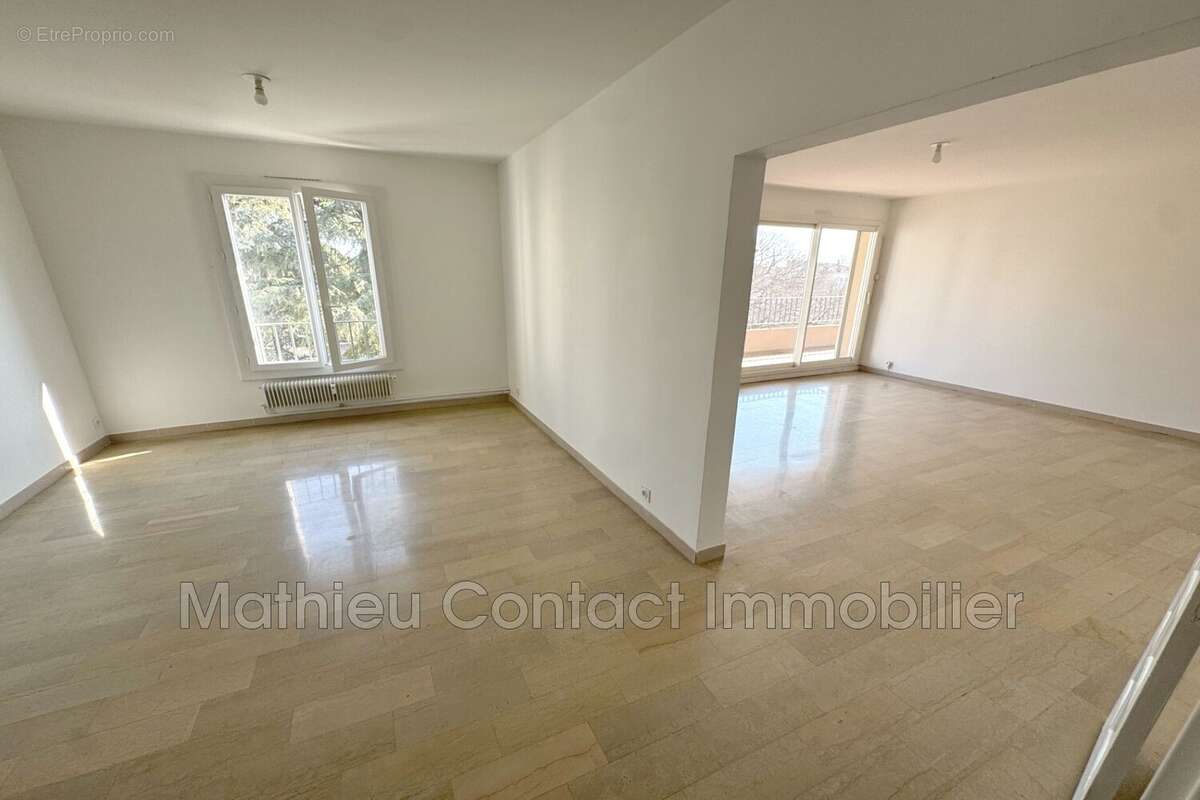 Appartement à NIMES