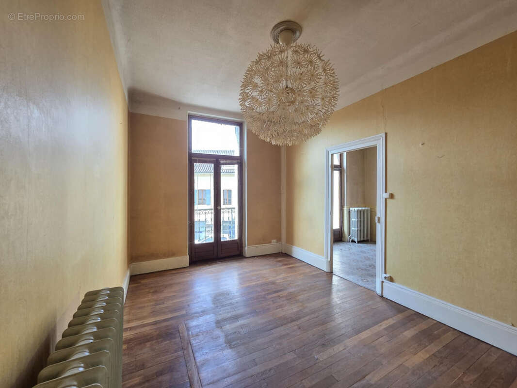 Appartement à LAPALISSE
