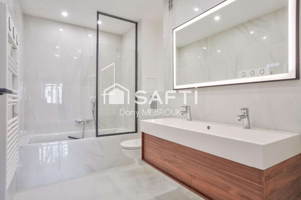 Photo 9 - Appartement à PARIS-16E