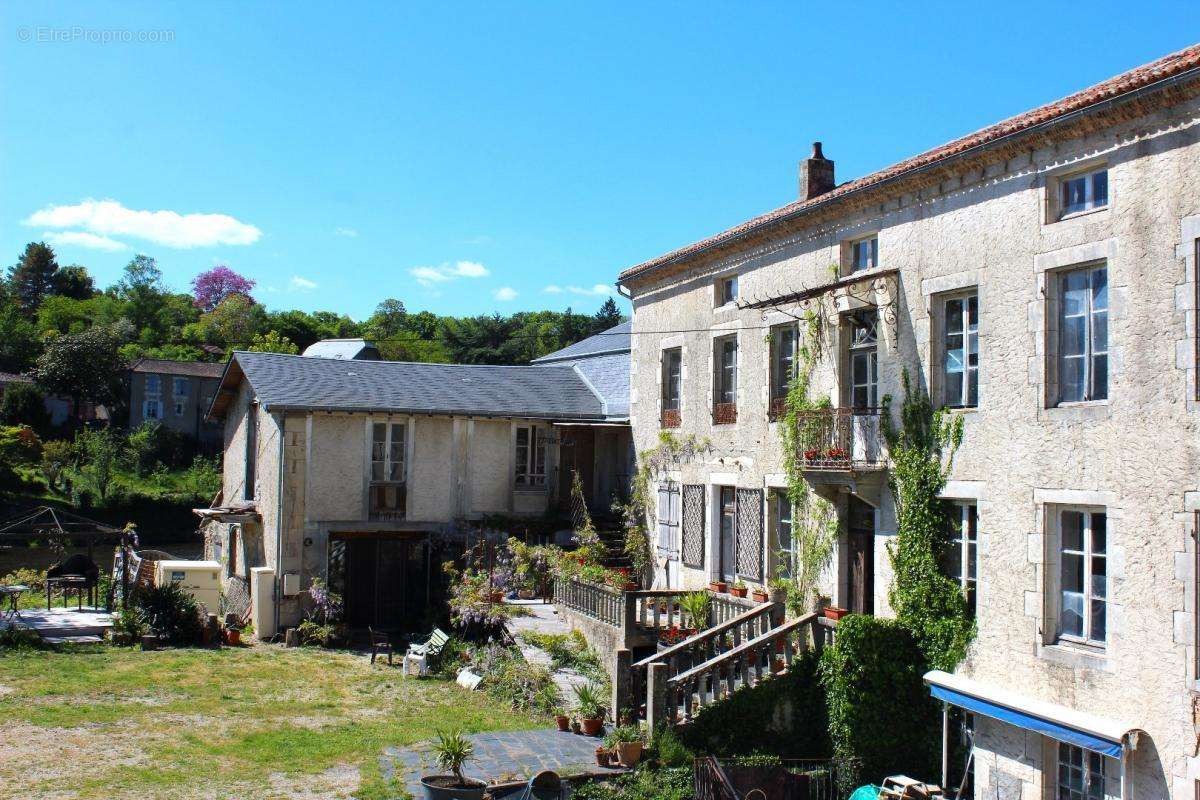 Maison à L&#039;ISLE-JOURDAIN