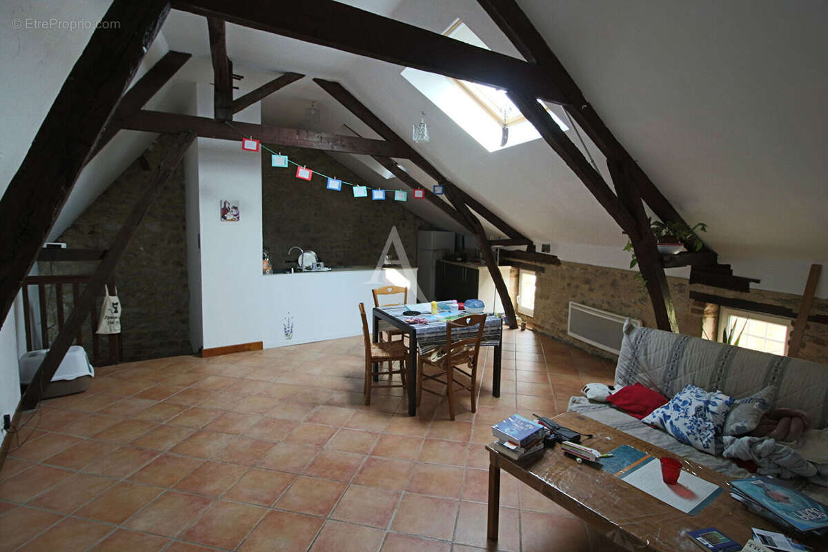 Maison à PRAYSSAC