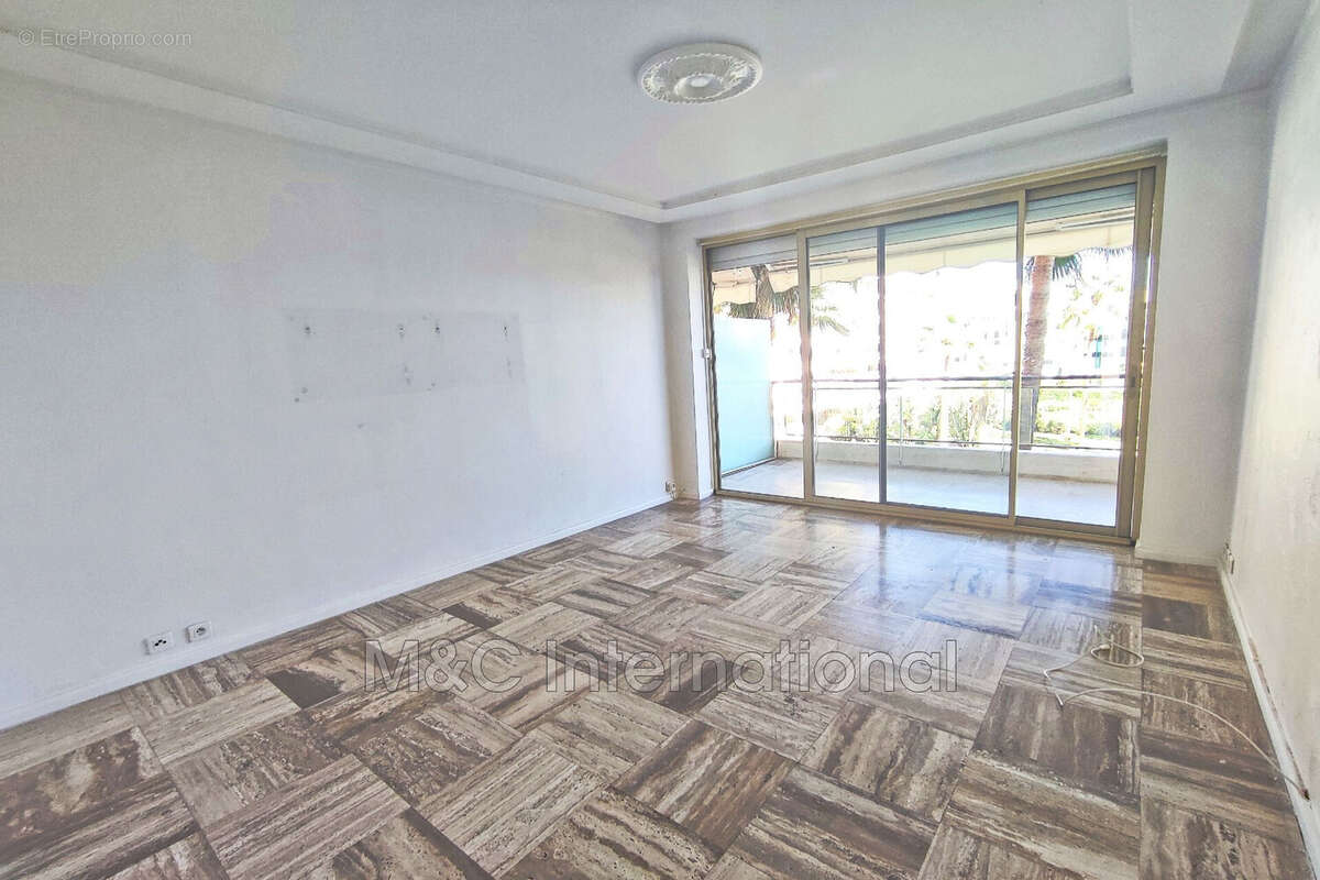 Appartement à CANNES