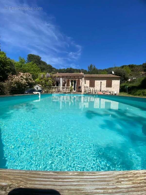 Maison à LORGUES