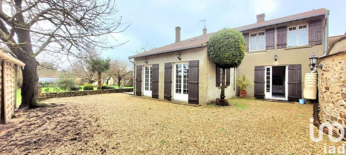 Photo 1 - Maison à CHARS