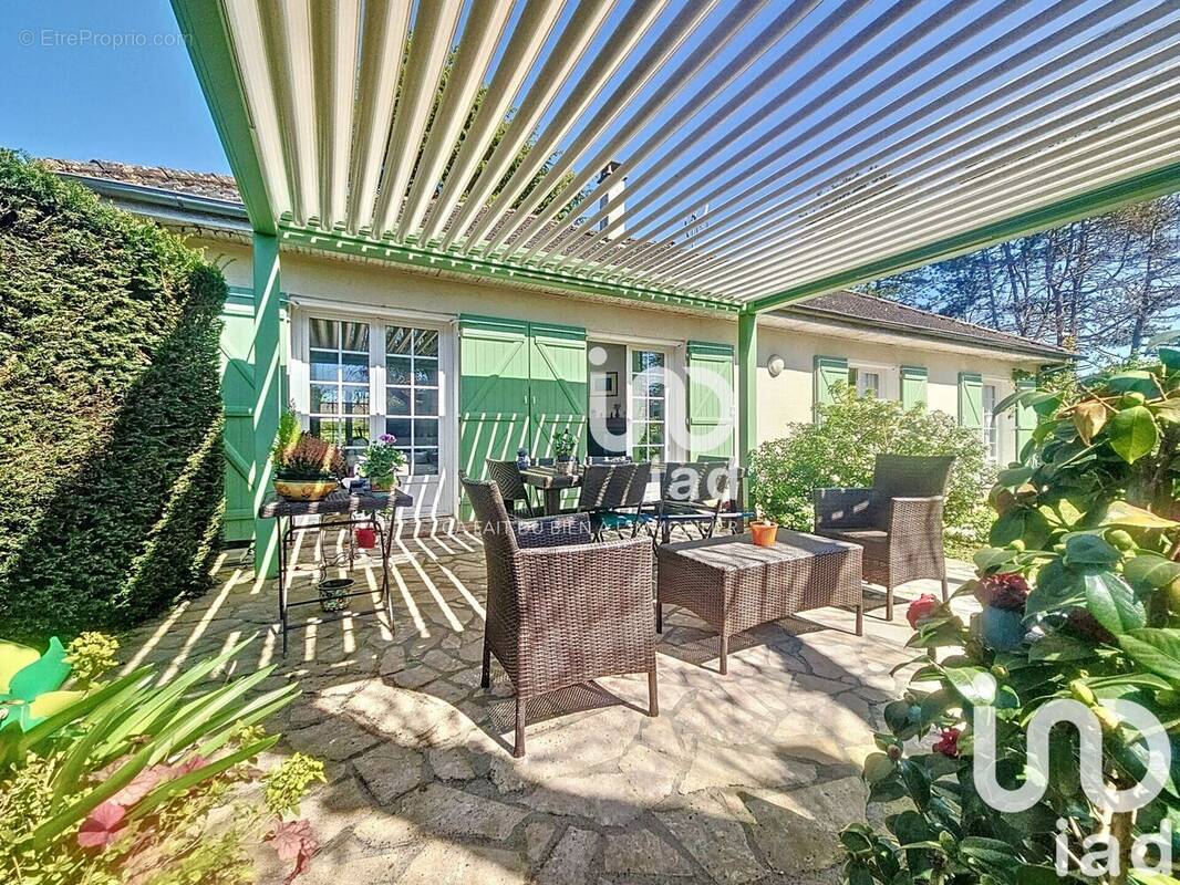 Photo 1 - Maison à MEHUN-SUR-YEVRE