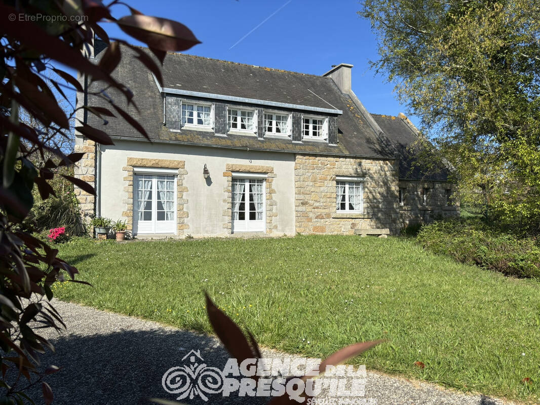 Maison à ROSCANVEL