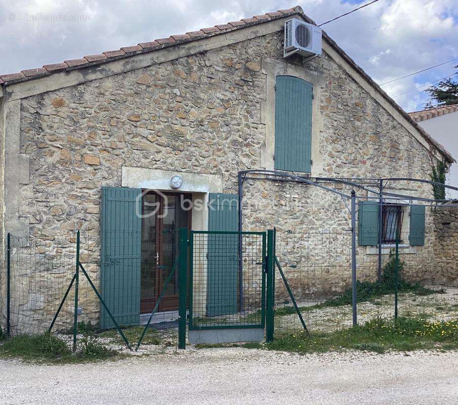 Maison à BOLLENE