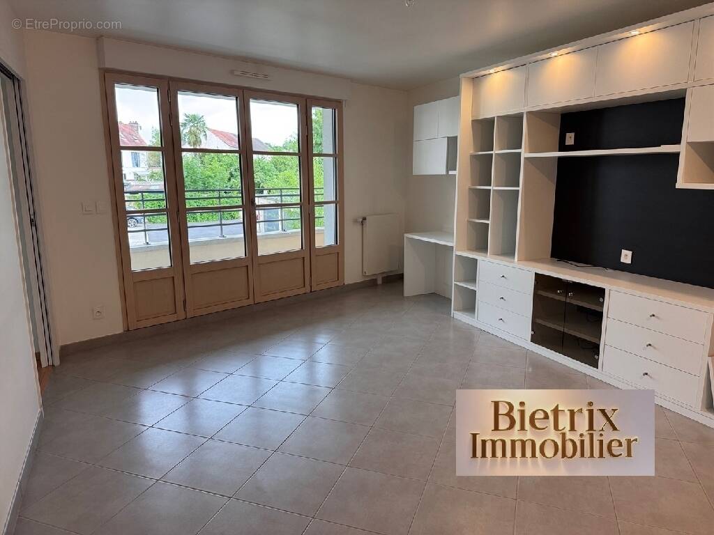 Appartement à L&#039;ISLE-ADAM