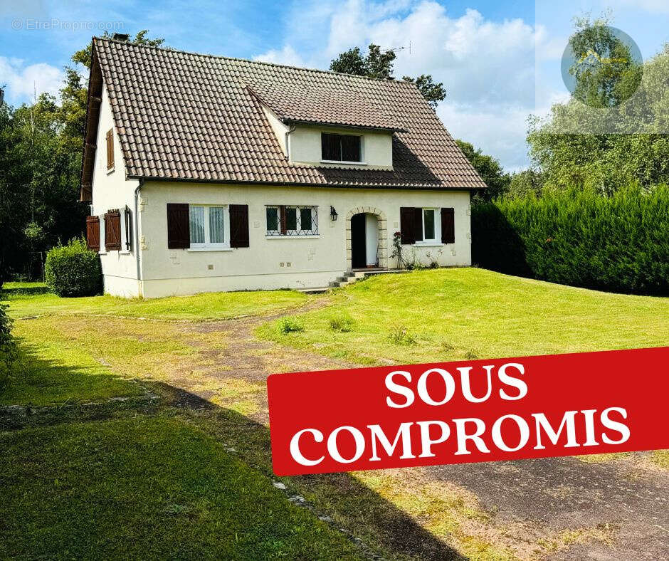 Maison à EGREVILLE