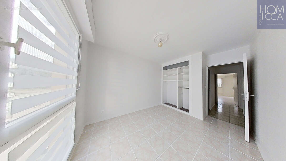 Appartement à LYON-9E