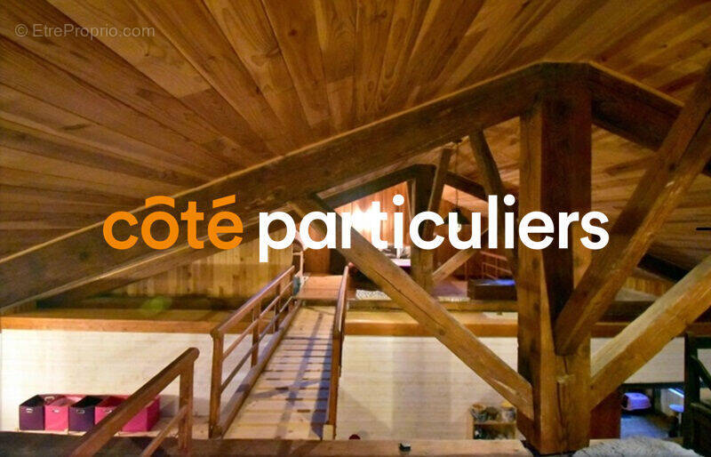 Maison à AZILLE