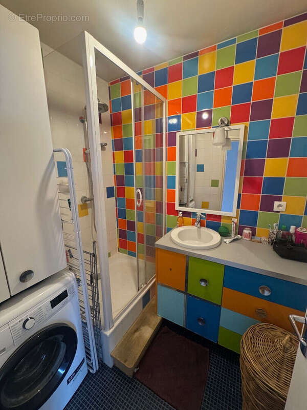 Appartement à PARIS-19E