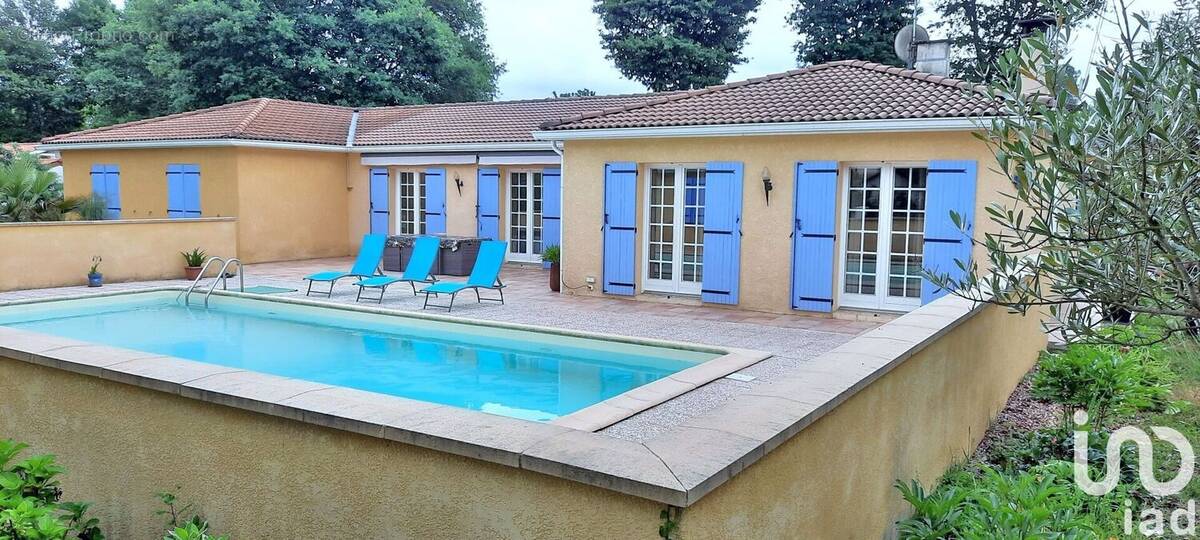 Photo 1 - Maison à ROAILLAN