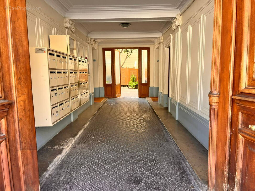 Appartement à PARIS-5E