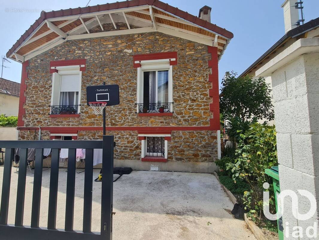 Photo 1 - Maison à LES PAVILLONS-SOUS-BOIS