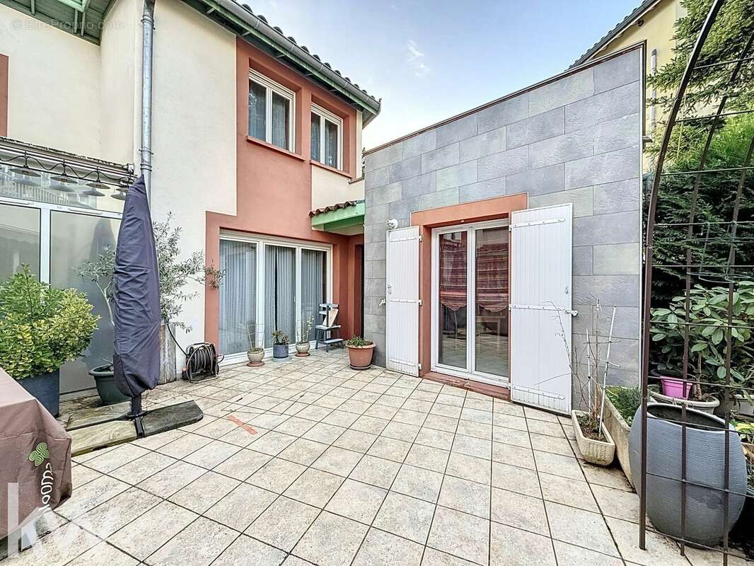 Maison à LYON-9E