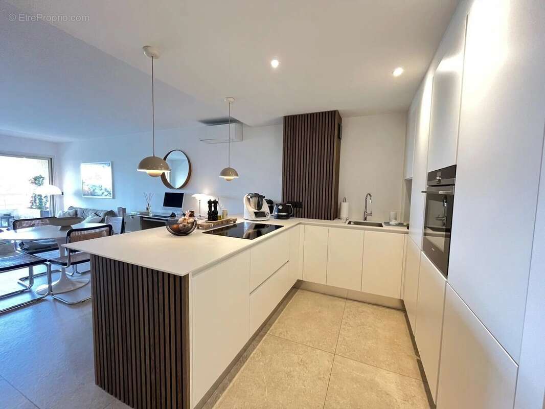 Appartement à LE CANNET