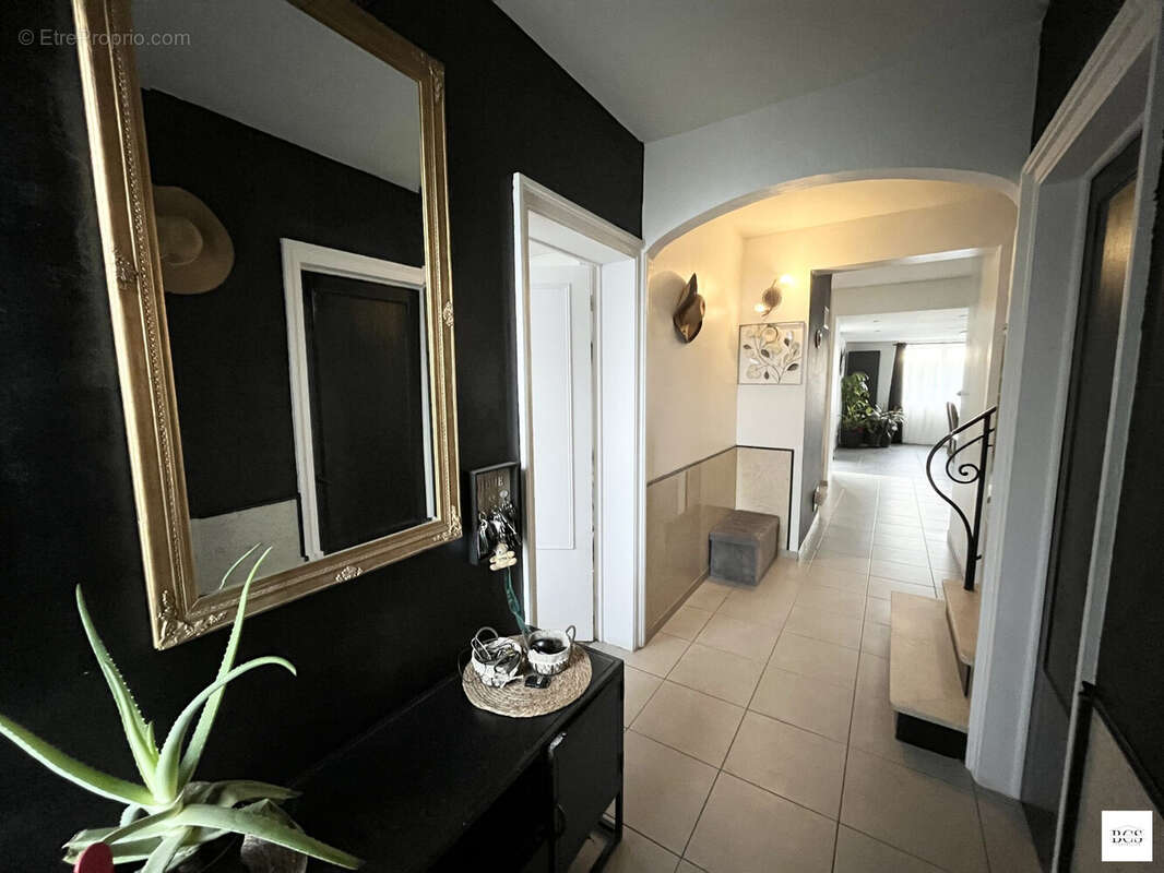 Maison à VIEUX-CONDE