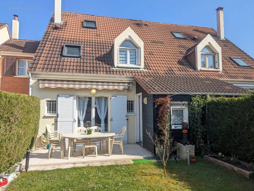 Maison à MONTIGNY-LE-BRETONNEUX