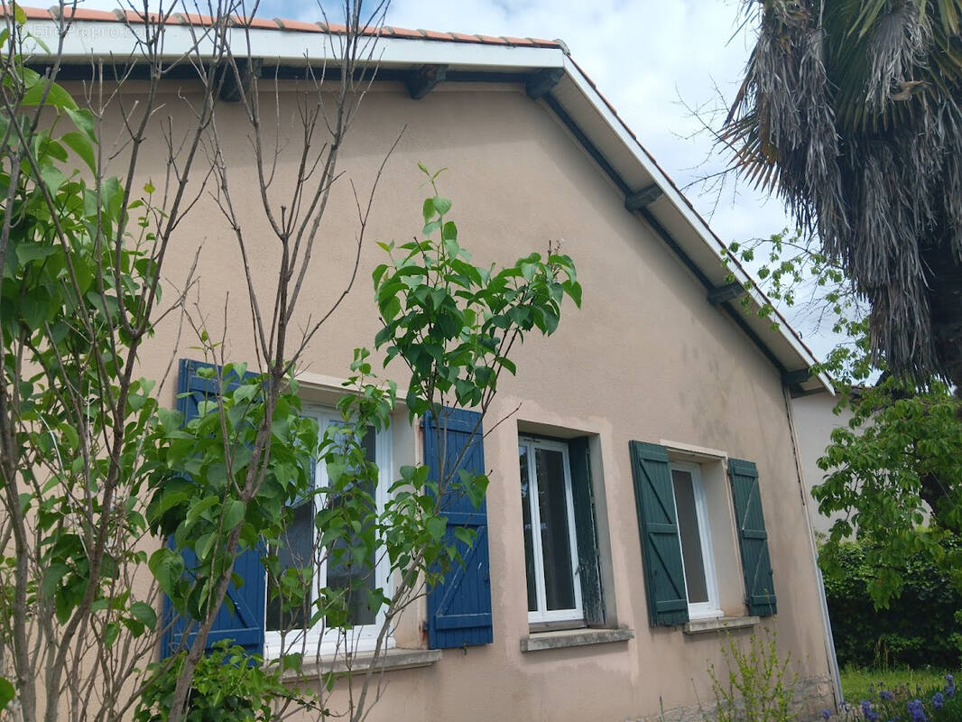 Maison à LABASTIDE-SAINT-PIERRE