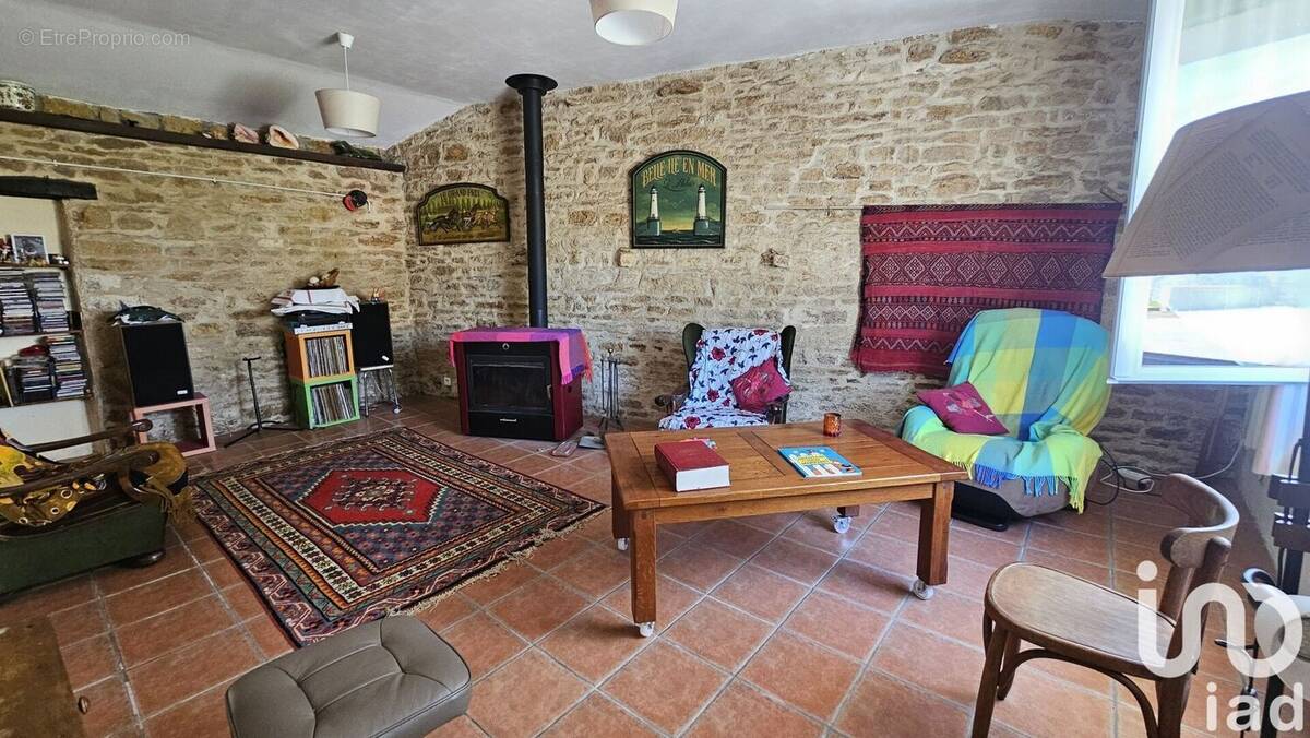 Photo 1 - Maison à SAINT-CYR-EN-TALMONDAIS
