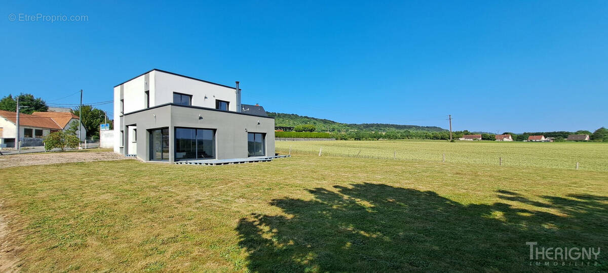 Maison à BLANGY-SUR-BRESLE