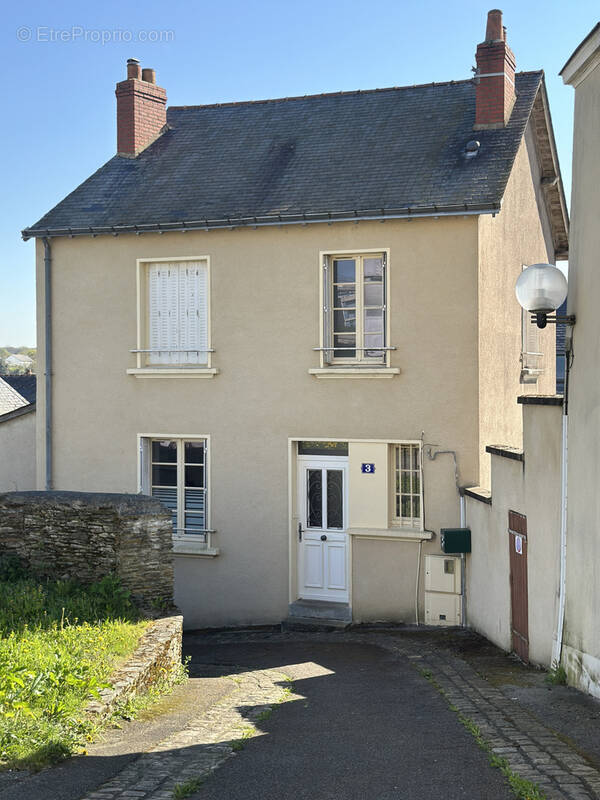 Maison à SEGRE