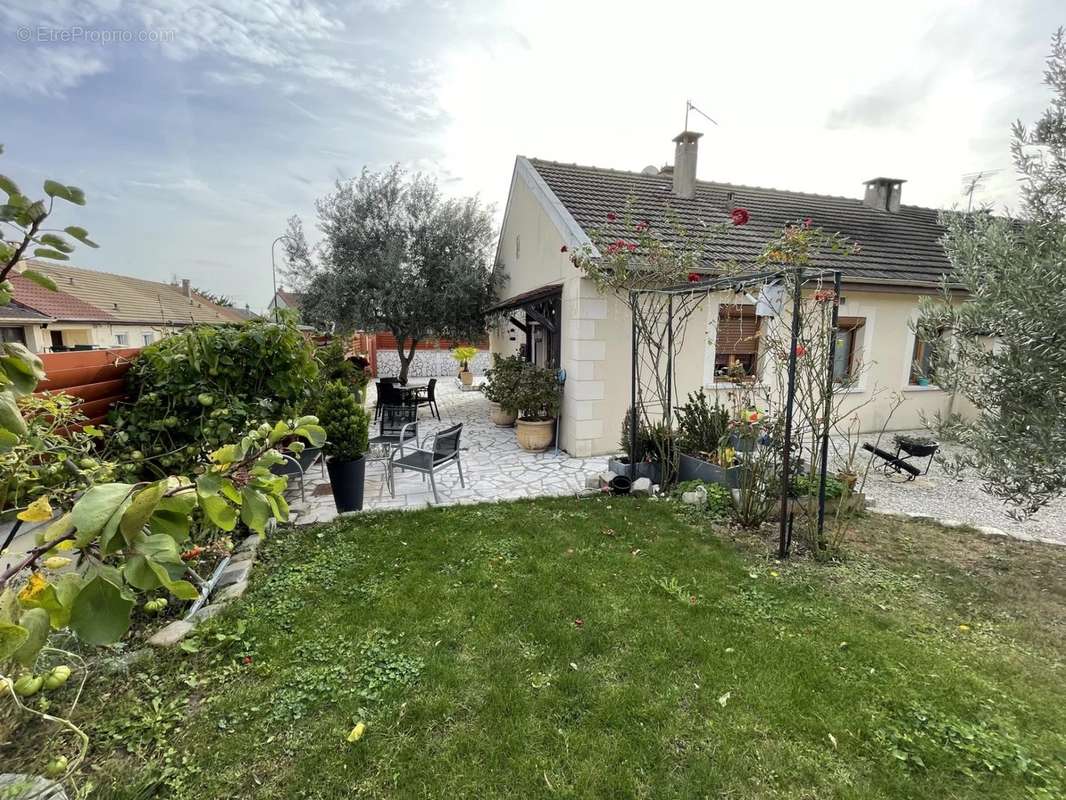 Maison à GARGES-LES-GONESSE