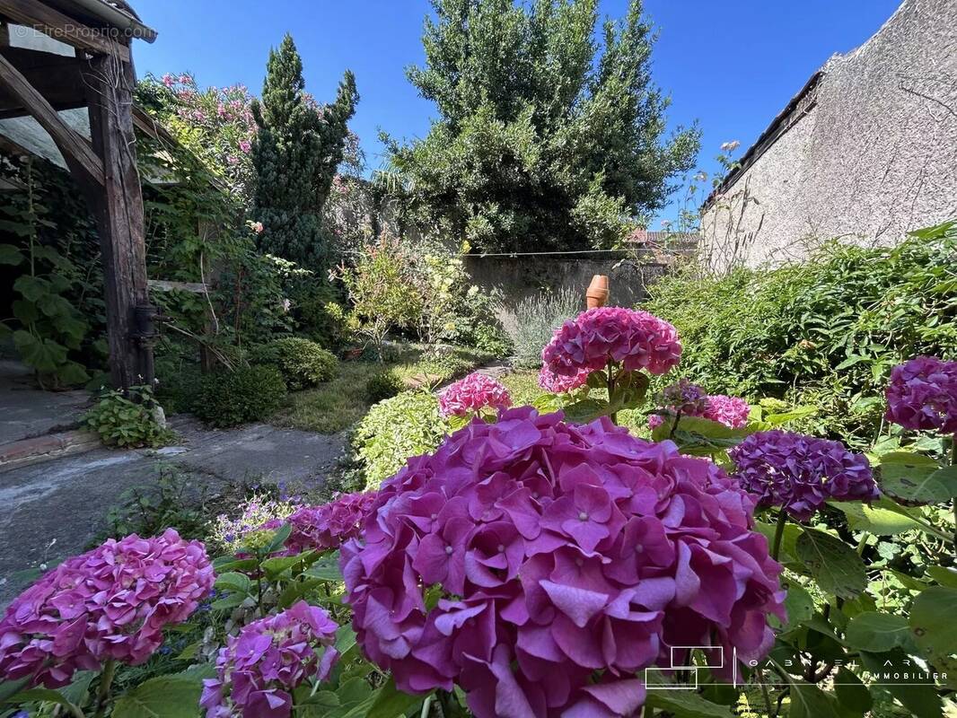 Maison à FLEURANCE