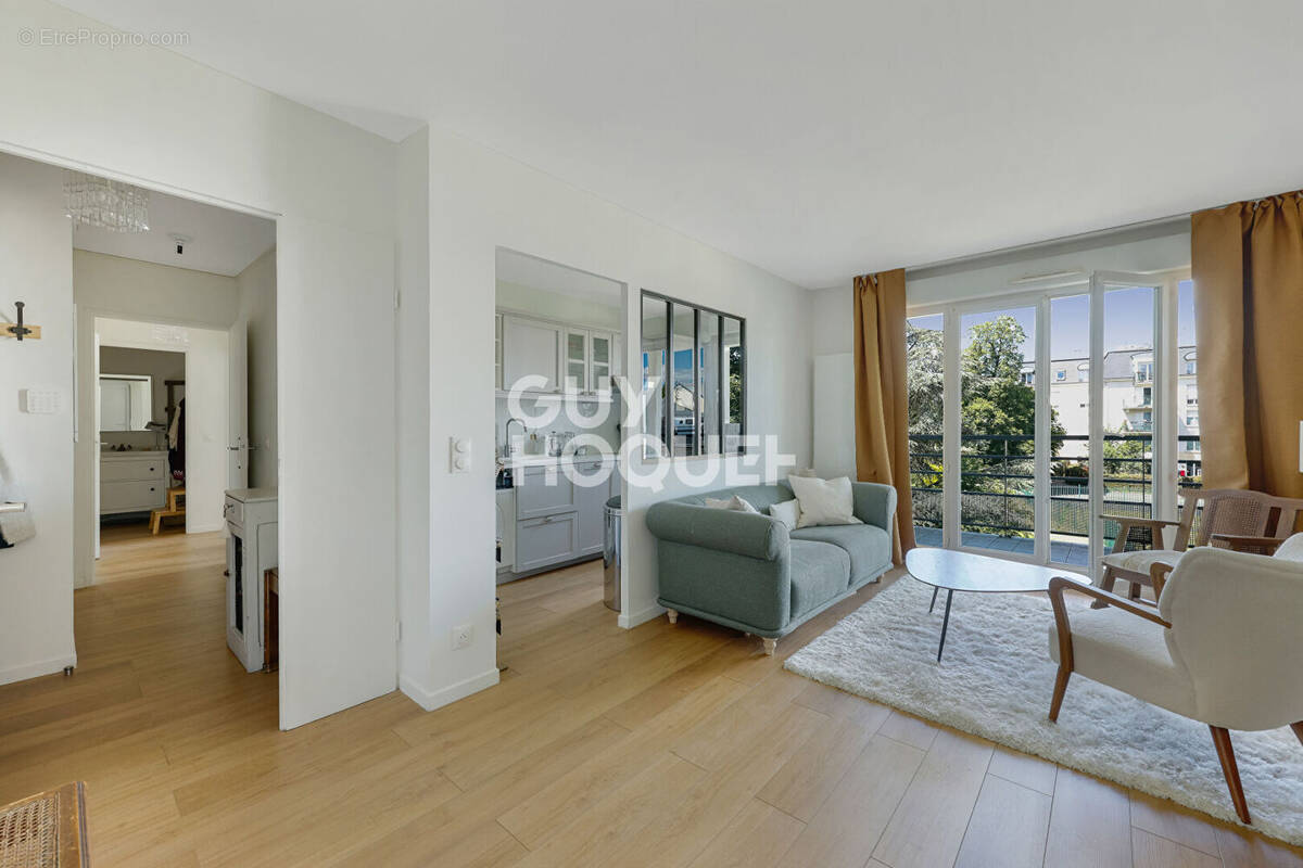 Appartement à EPINAY-SUR-SEINE