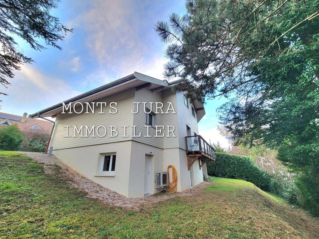 Maison à DIVONNE-LES-BAINS