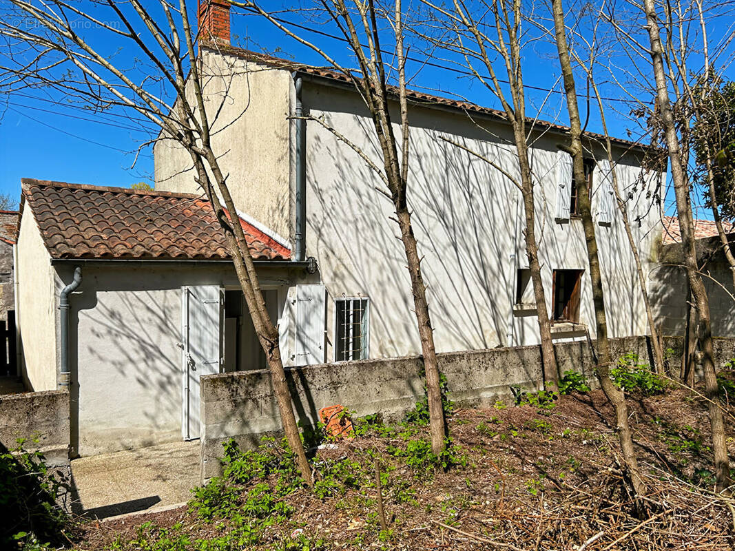 Maison à L&#039;ILE-D&#039;ELLE