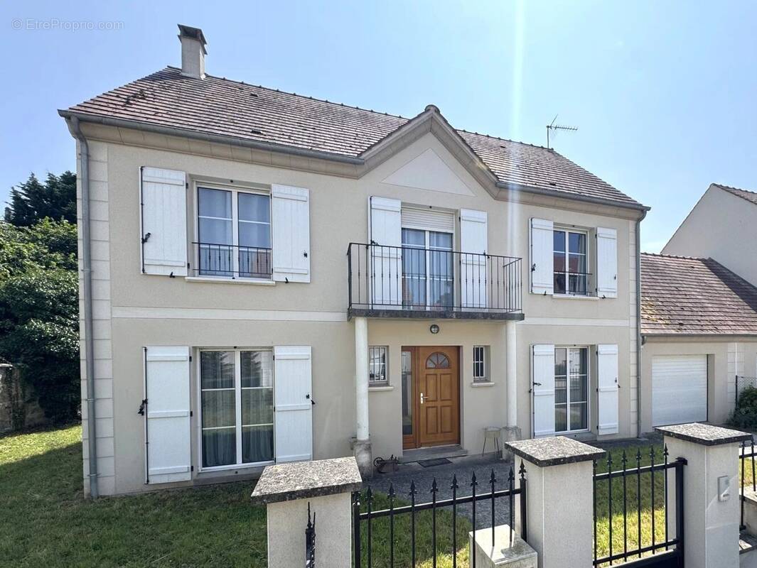 Maison à COMPIEGNE