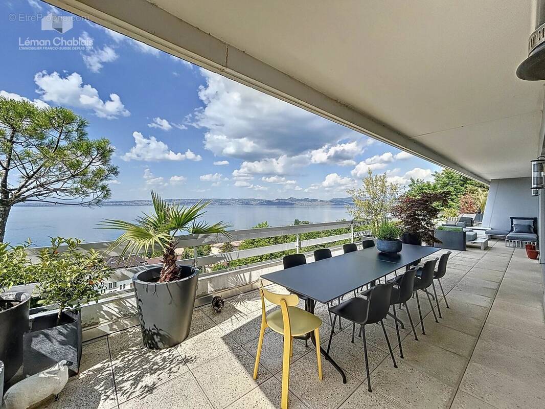 Appartement à EVIAN-LES-BAINS