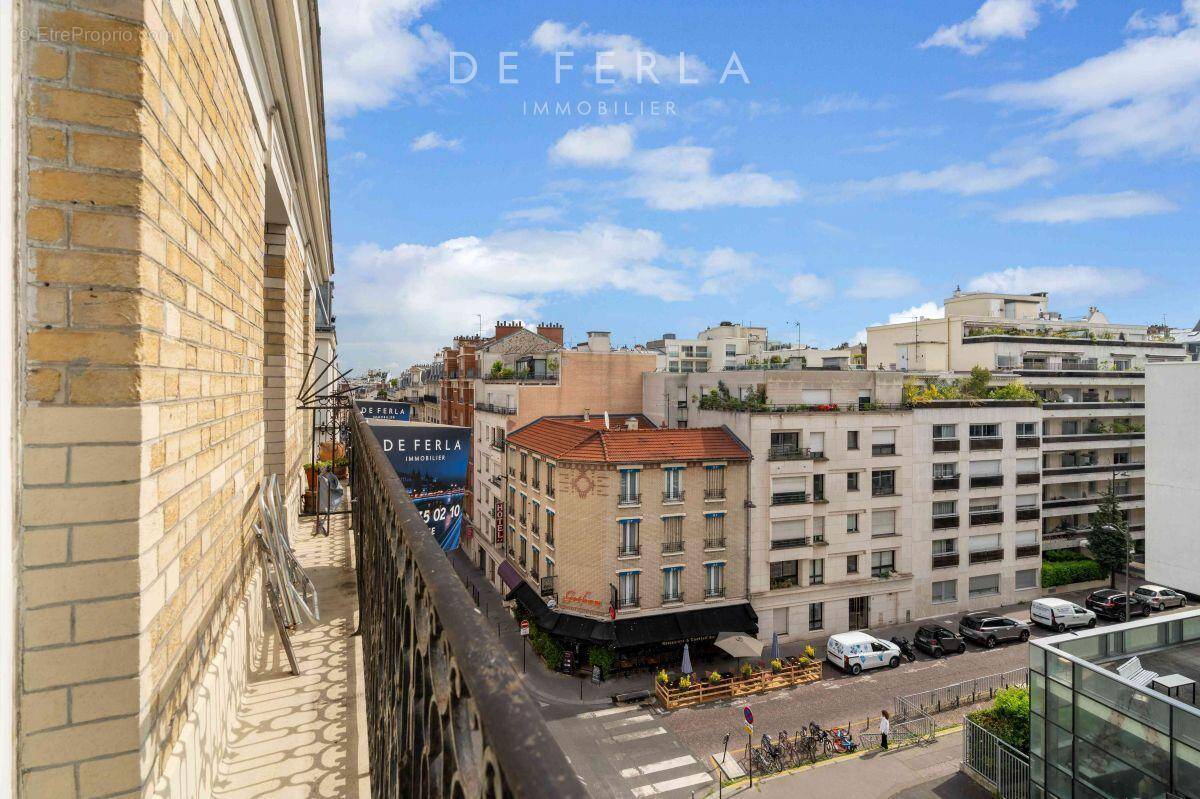 Appartement à PARIS-15E