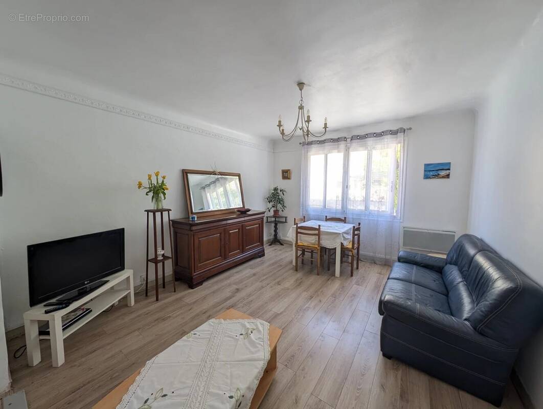 Appartement à L&#039;ESCARENE