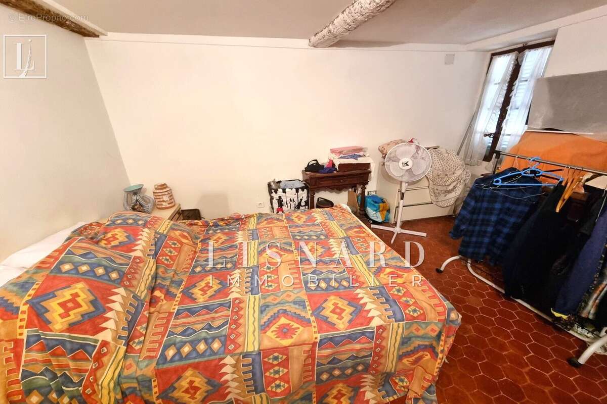 Appartement à VALLAURIS