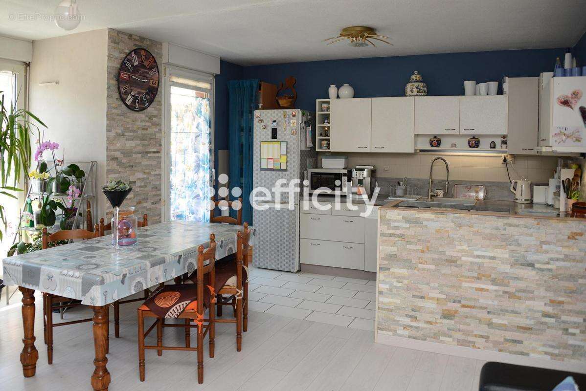 Appartement à BELLEGARDE-SUR-VALSERINE