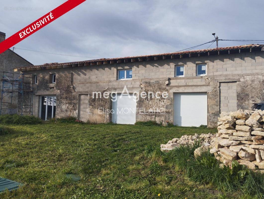 Maison à ANGLADE
