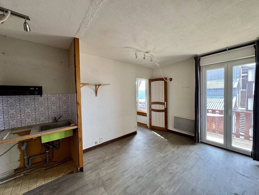 Appartement à USTOU
