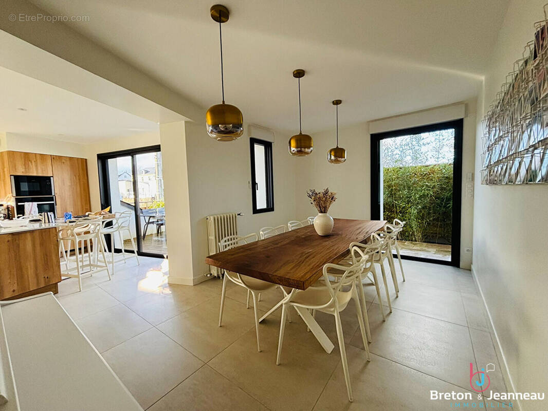 Maison à CHANGE