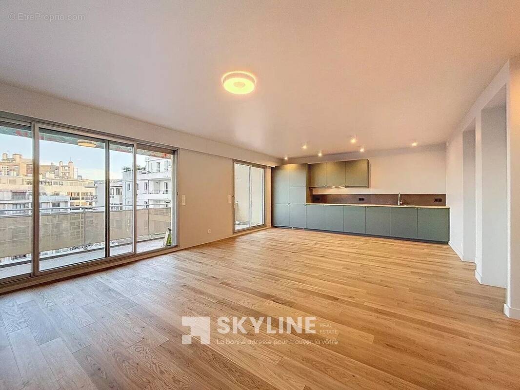 Appartement à MARSEILLE-6E
