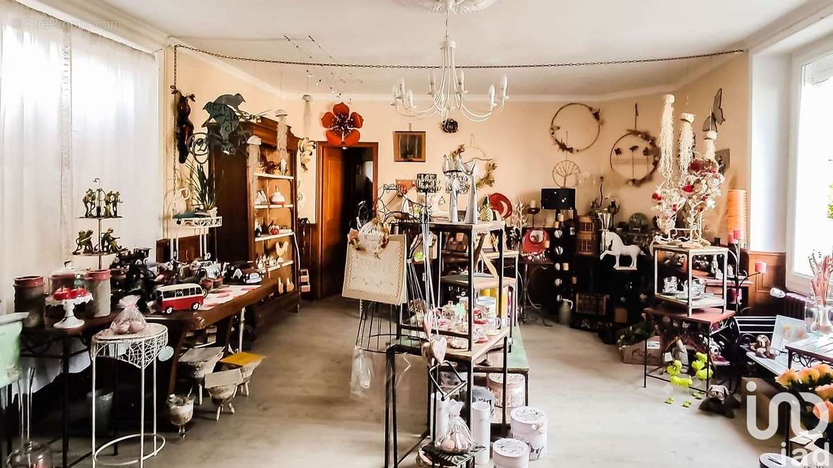 Photo 3 - Commerce à ARNAC-POMPADOUR