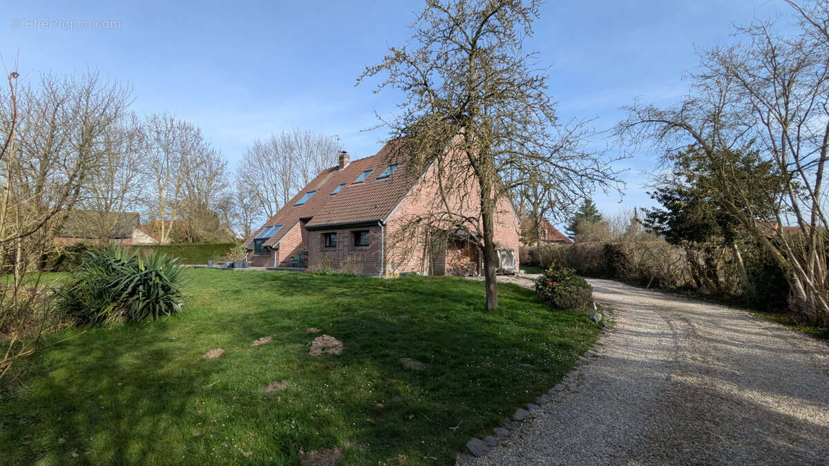Maison à BACHY