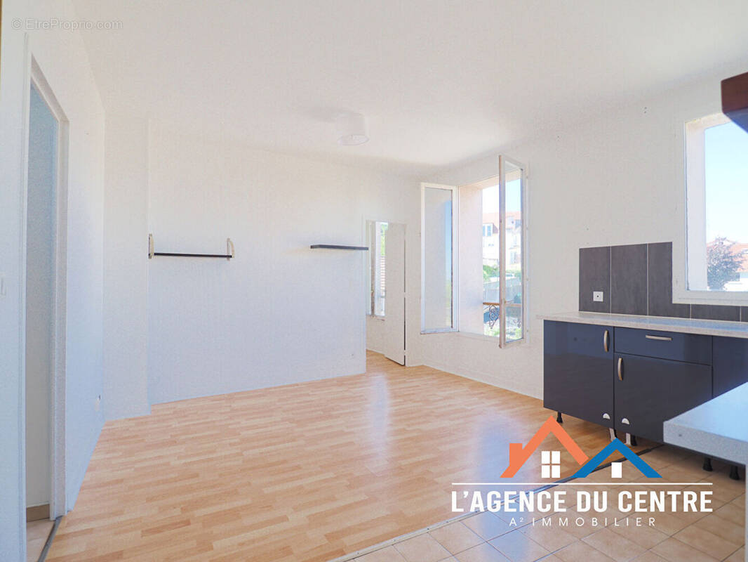 Appartement à SAINT-CYR-L&#039;ECOLE