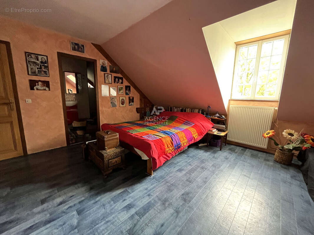 Maison à COURDIMANCHE