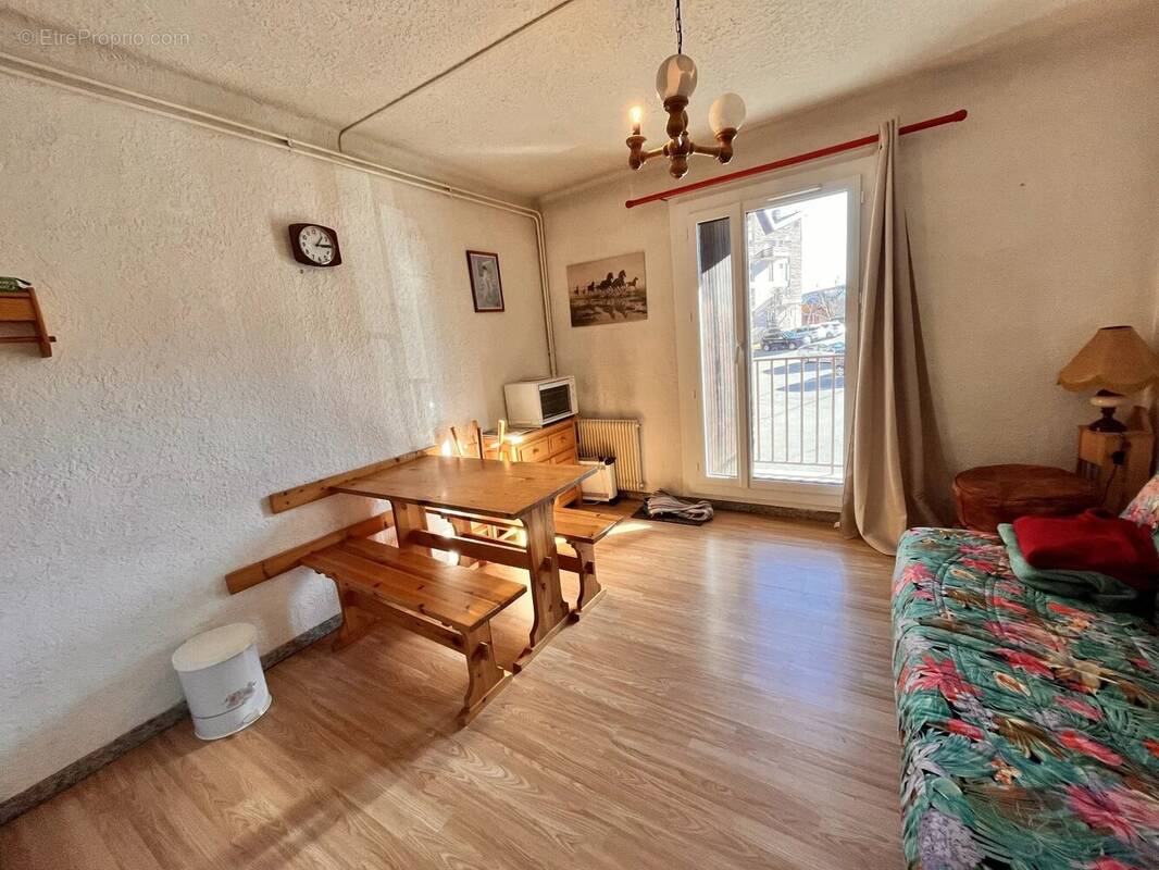 Appartement à LES ANGLES