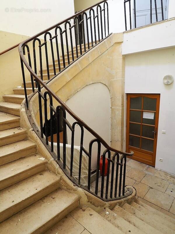 Maison à AURIGNAC