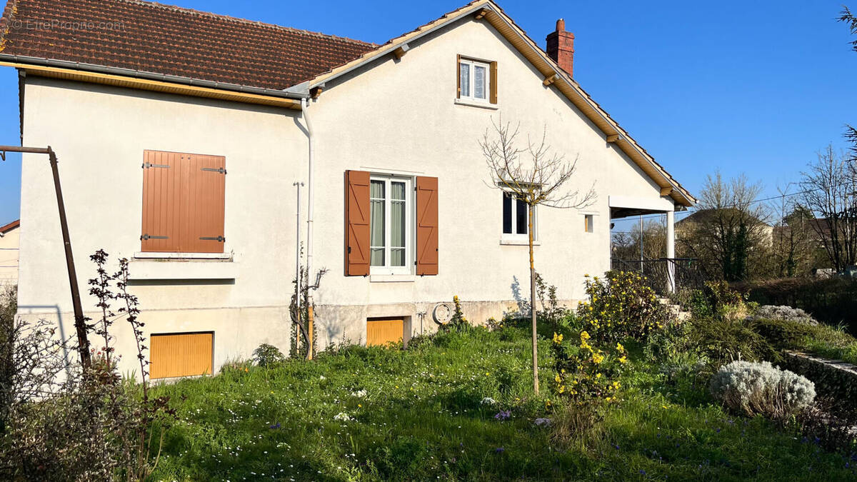 Maison à AUXERRE
